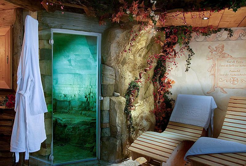 Hotel Garni San Nicolo Pozza di Fassa Ngoại thất bức ảnh
